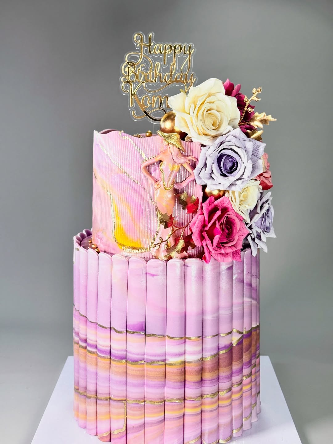 Half pink, half blue cake