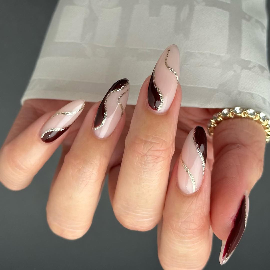 Nude and Minimalist Nails