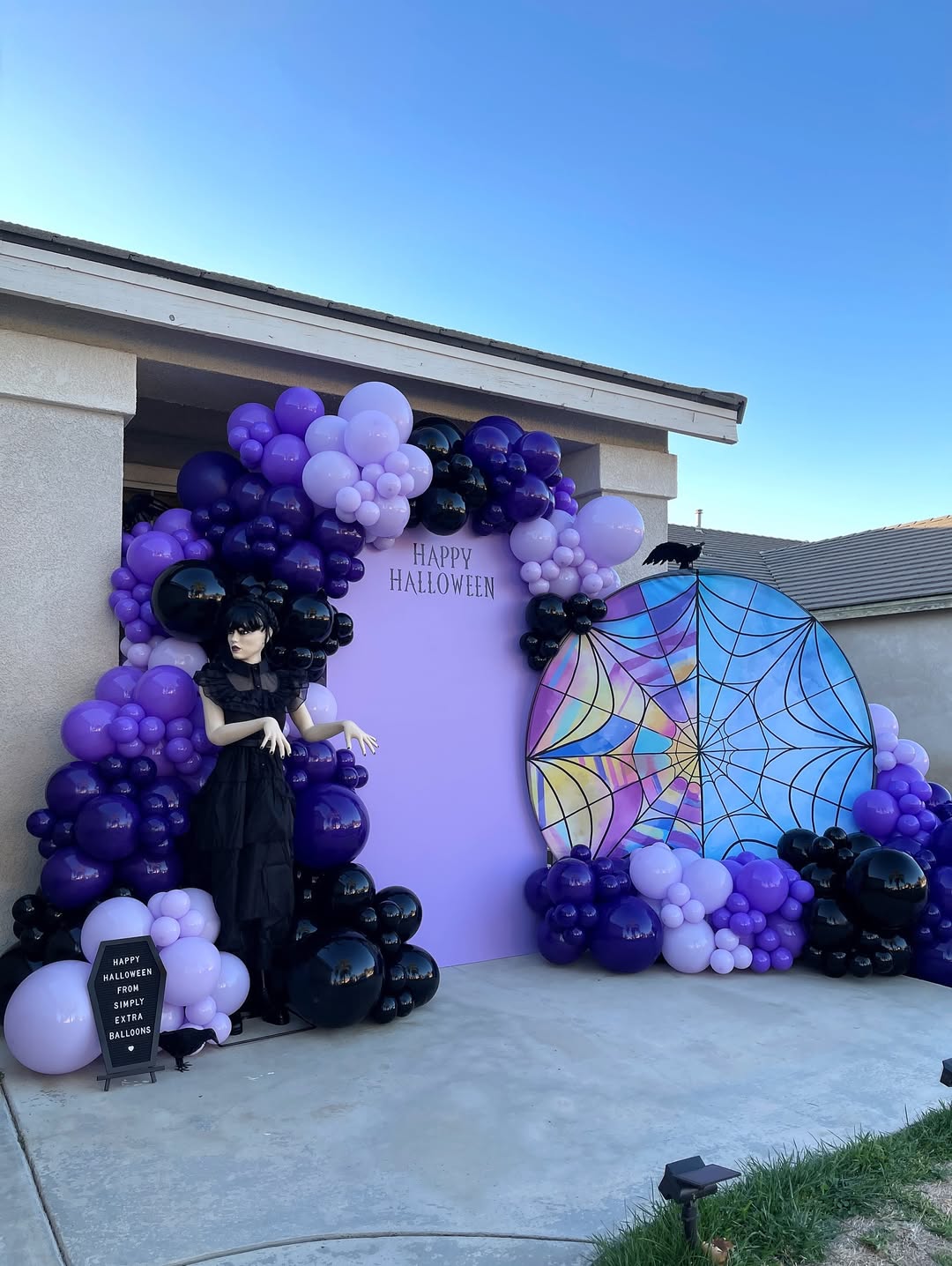 Balloon arches and garlands