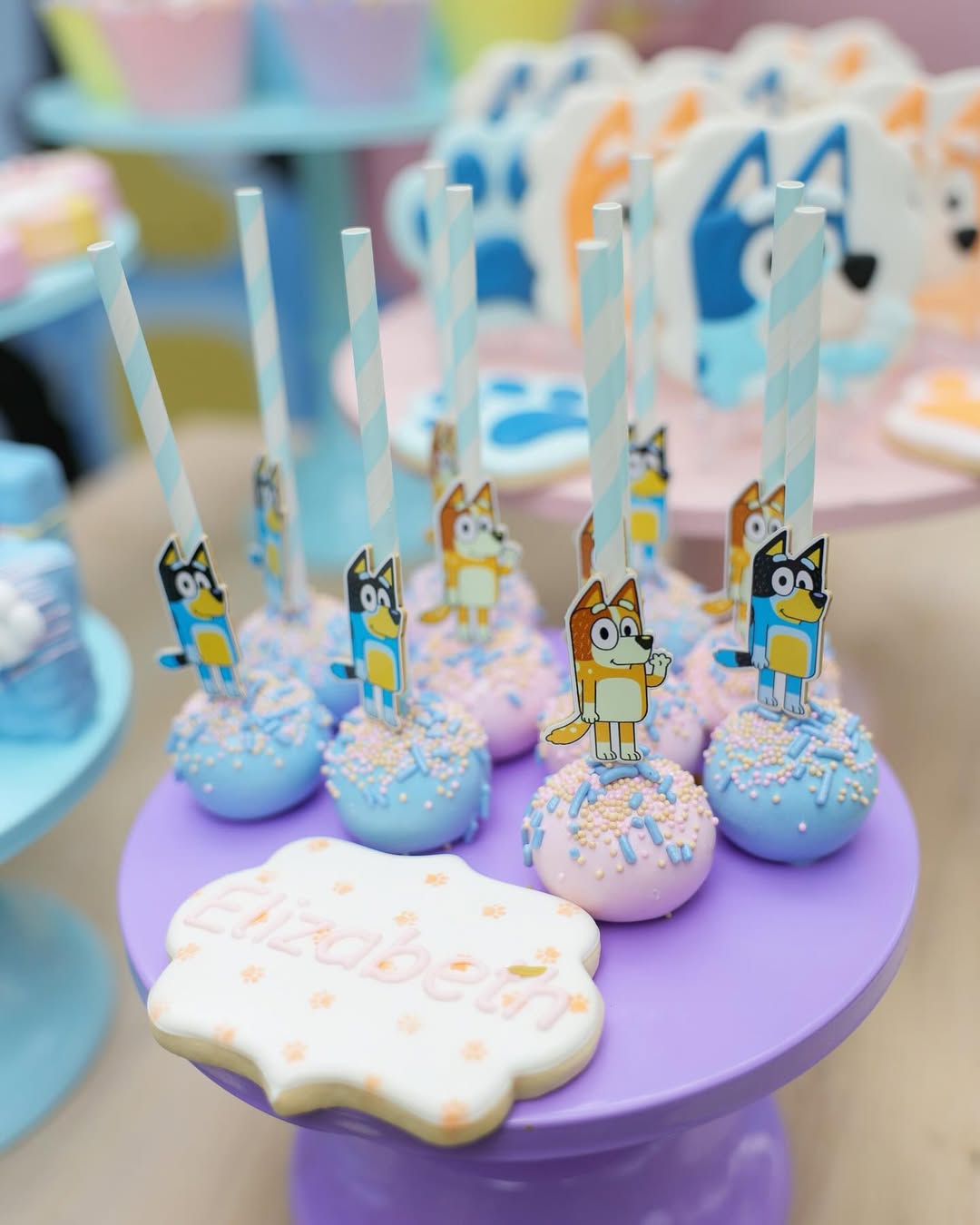 Cake Pop Decorating